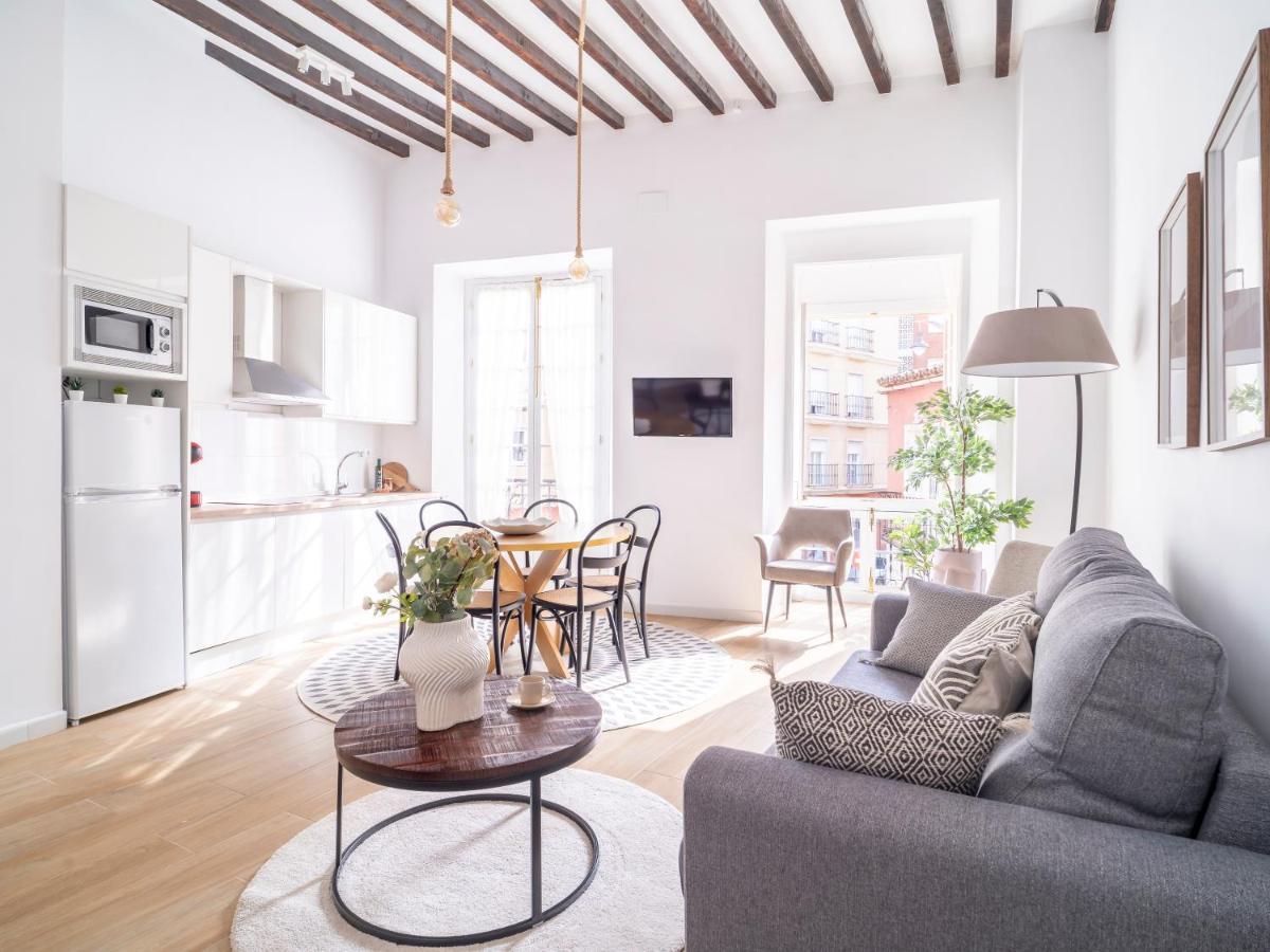 Sanders Lavender - Delightful Two-Bedroom Apartment Downtown Màlaga Exteriér fotografie